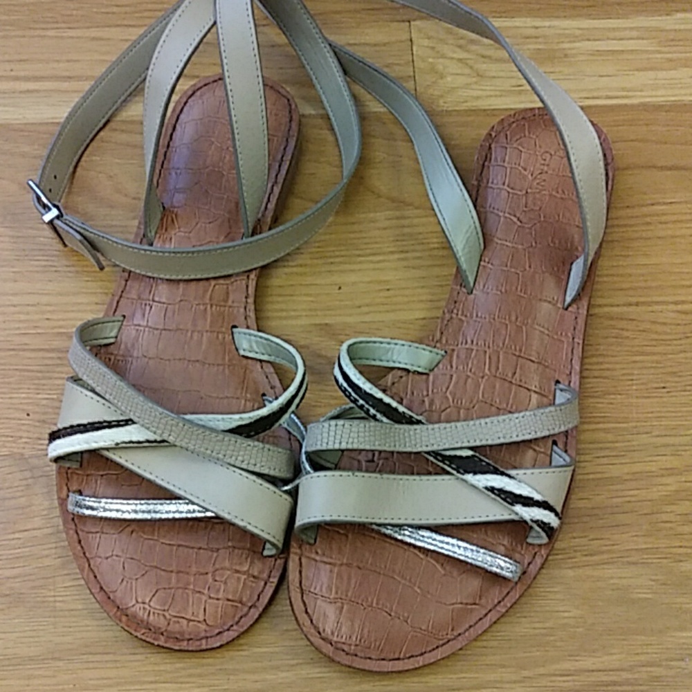 Ankle wrap sandals